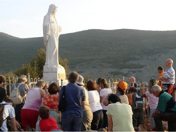 Bowing Before Idols Makes One Blind And&nbsp;Deaf